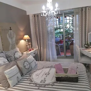 Chambre D'hôte De Charme Avec Petit Déjeuner Offert Nice